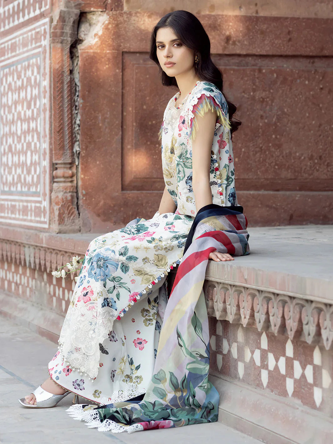 03-Piece Printed Lawn Suit - Ready To Wear