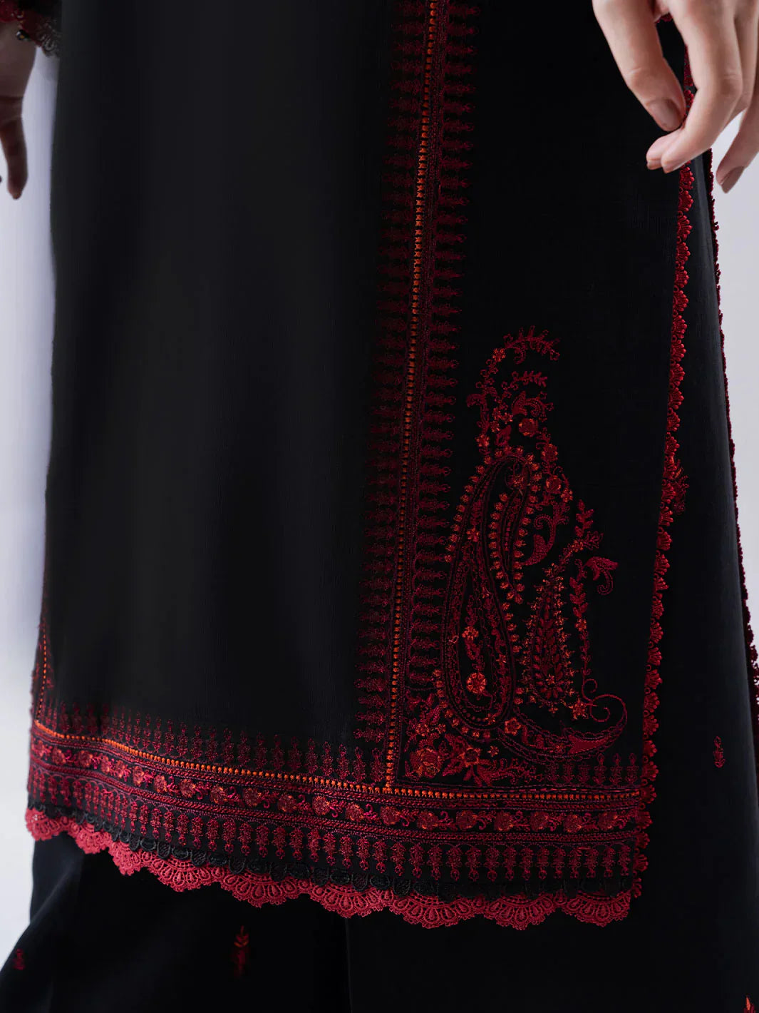 03-Piece Lawn Suit With Embroidery - Ready To Wear