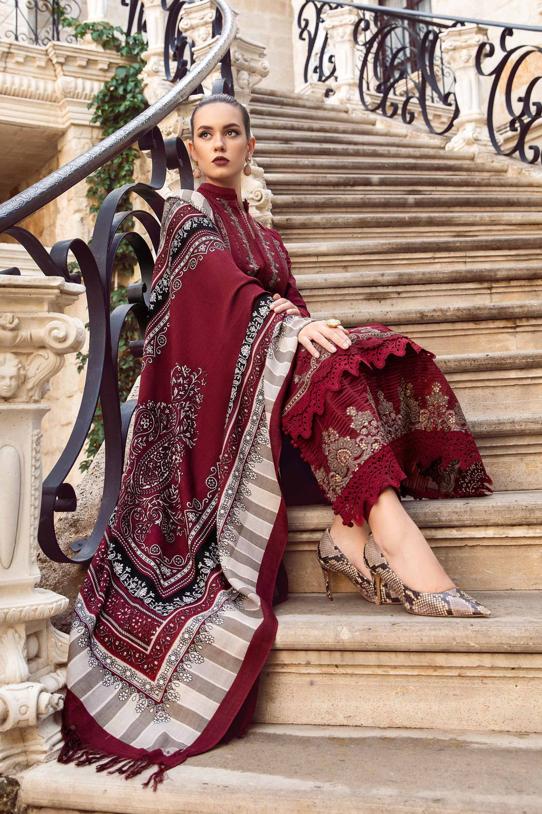 3 Piece Stitched  Chicken Kari Lawn Suit - Ready  to Wear